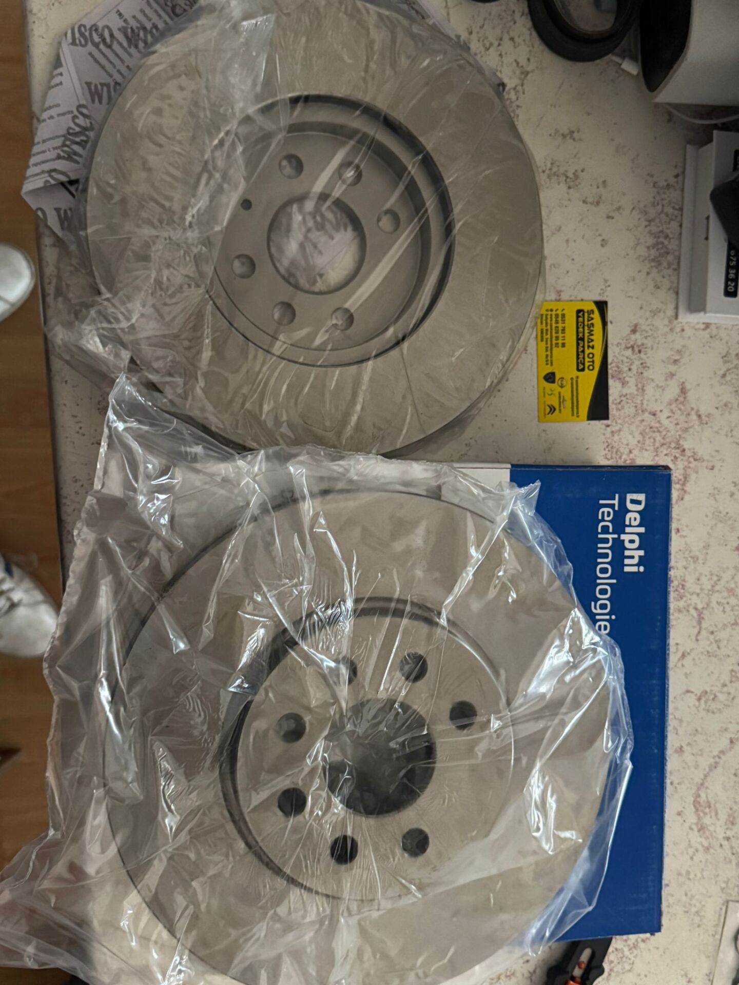 ASTRA H  /ASTRA G/ MERİVA/ZAFİRA ÖN DİSK TAKIM 5 BİJON   delphi MARKA  1686333280