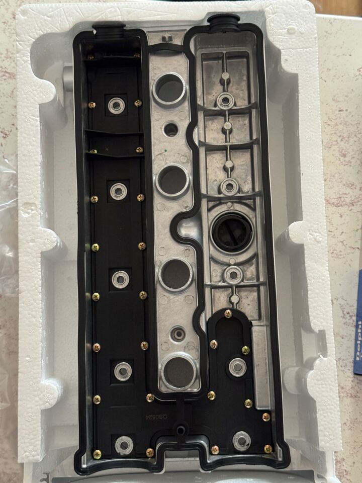VECTRA B 2.0 KÜLBÜTÖR ÜST KAPAĞI (METAL) WİSCO 0607572