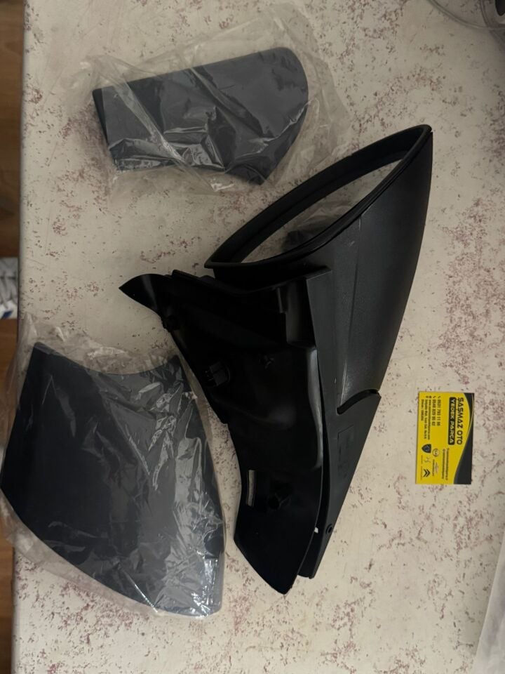 Opel Vectra B Dış Dikiz Aynası Sağ Elektrikli 6428016