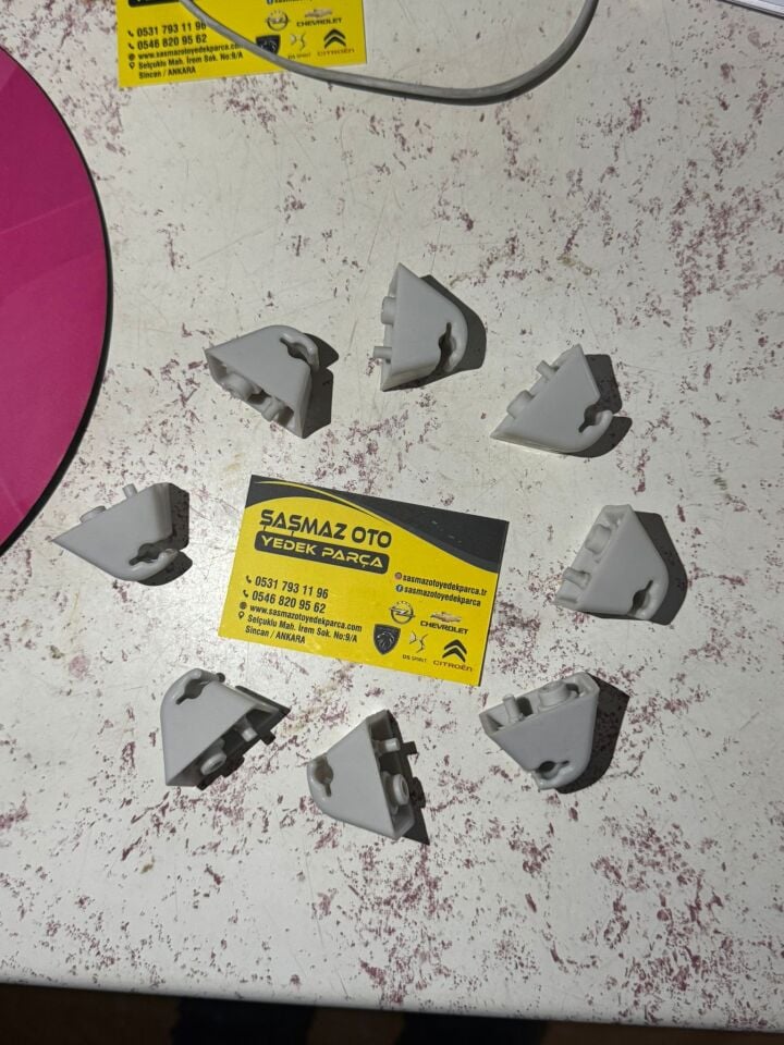 Güneşlik Ayağı Gri Sağ Sol Uyumlu (Tırnaksız Model) Opel Astra H, Vectra C, Zafira B
