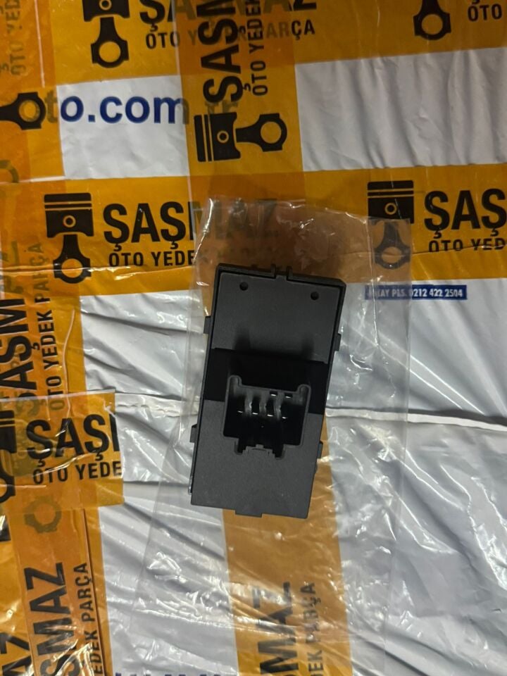 Chevrolet Cruze Cam Açma Düğmesi Ön Sağ