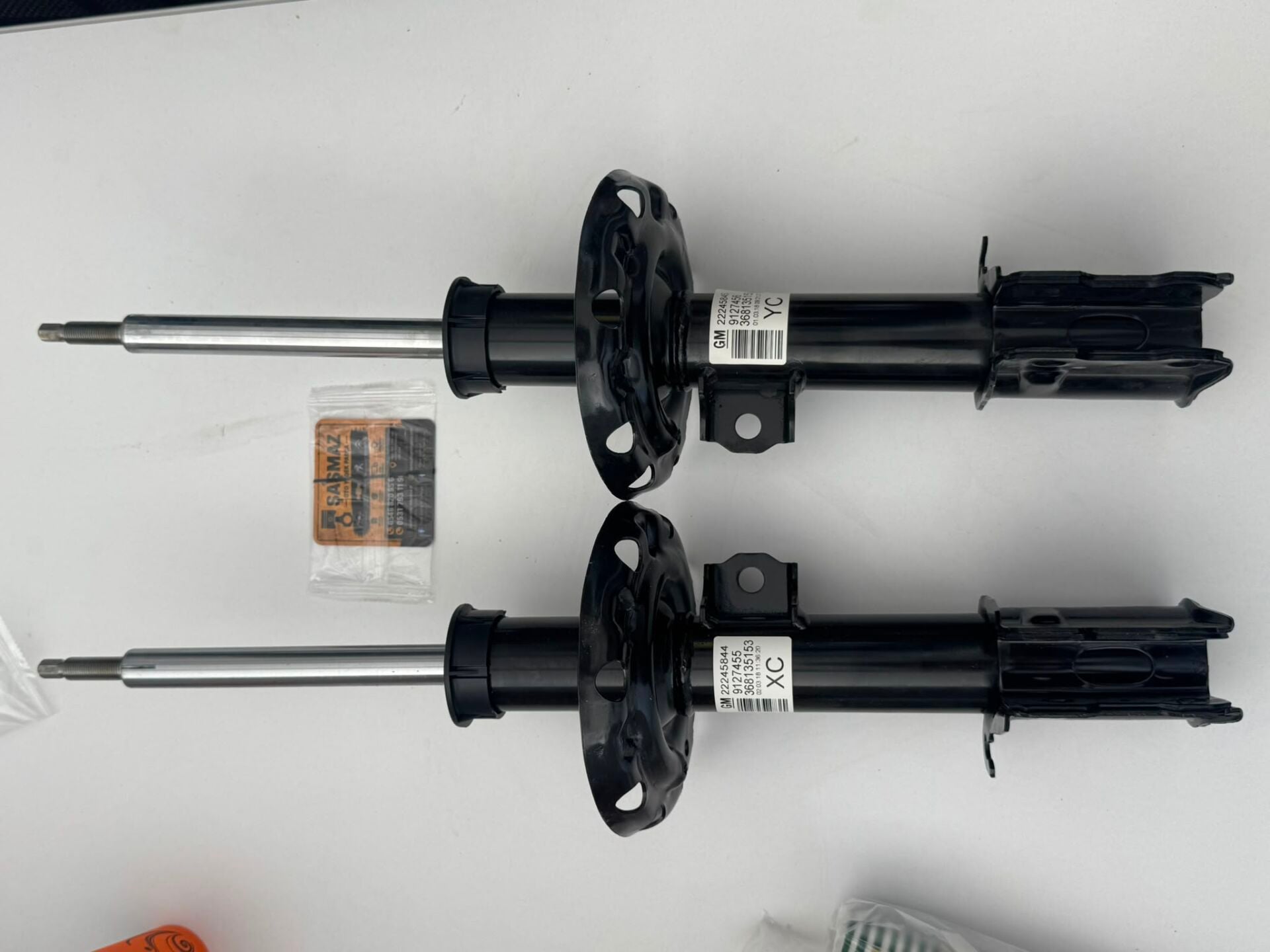 Opel Corsa C ön Amortisör takım  1.0/1.2/1.4 GM Orijinal